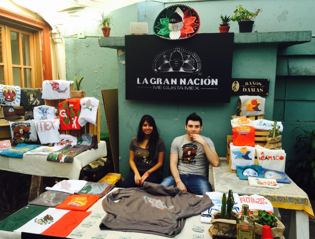 MeGustaMex's tweet photo. ¿Aún no haces tus compras navideñas? ¡Ven a Bazar Fusion! 
¡te esperamos!
#MeGustaMEX #CompraMexicano
@BazarFUSION http://t.co/7QyVCGbS3A