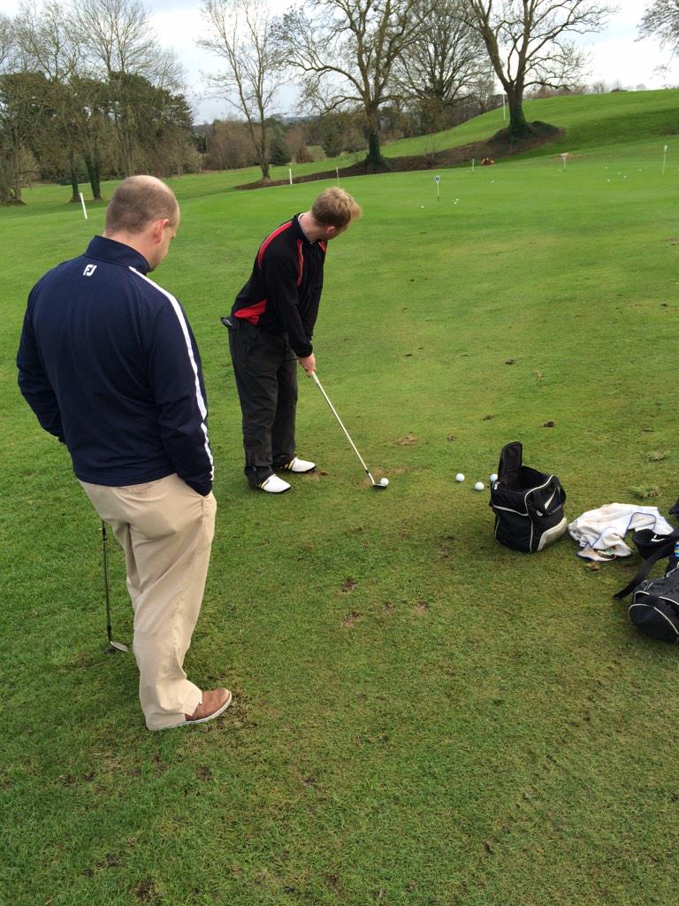 FMGolfAcademy1's tweet photo. Doing some short game work earlier today with FMGA student @eoghanodonovan. #usethebounce http://t.co/b0KFpuEuMt