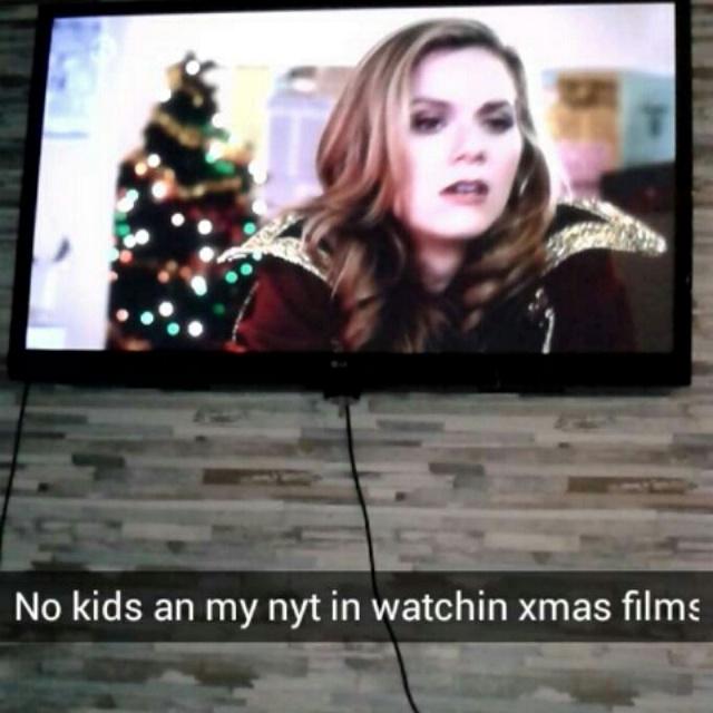 cheeksweet26's tweet photo. #cosy #up #chinese 🎄🎅🍴 http://t.co/bachAof3Pq