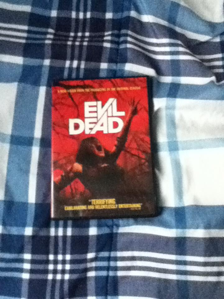 RedkingRED's tweet image. i got a movie of EVIL DEAD