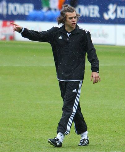 semateksan's tweet photo. -RT this
-Follow me
-Follow everyone who rts
-Follow whoever follows you

#WeAreAllHarry
#WeAreAllHarryFollowParty http://t.co/lWYJPYaoyL