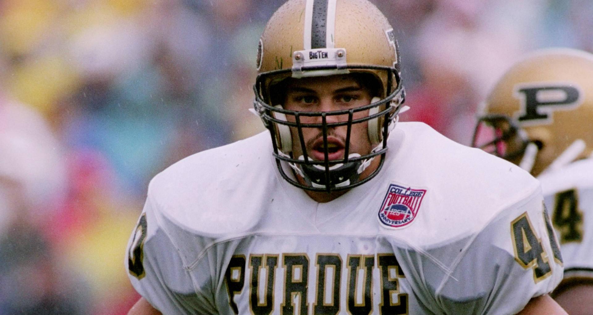 Happy 41st birthday to former and NFL great Mike Alstott. 