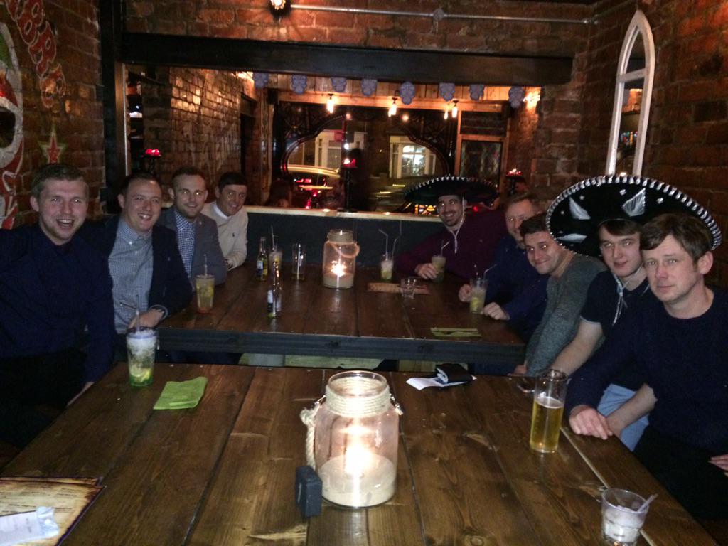 adreffold's tweet photo. Xmas night out #Messy http://t.co/wFJvfO2y50