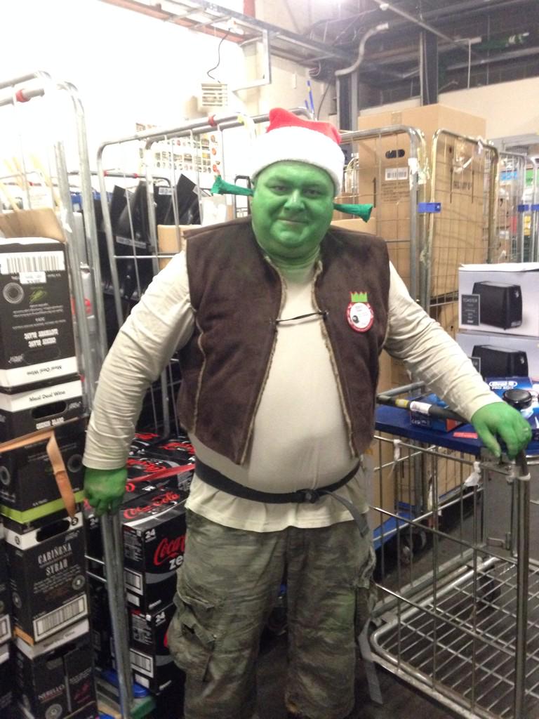 TescoBillingham's tweet photo. Prize for best fancy dress has to go to Shrek the halls our very own Chan the man 👍🎄💚 http://t.co/SO7wTo8d2B