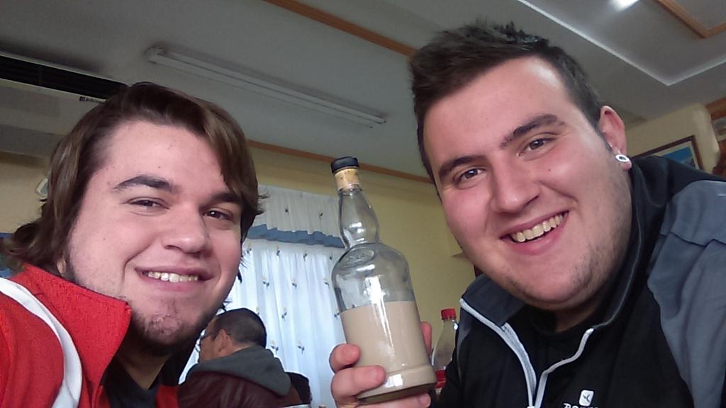 Cris_Creston's tweet photo. Por los momentos como los de esta mañana con mi manico @baldorodriguezz !!! #EsperandoRepetir http://t.co/ha45OFHBZz