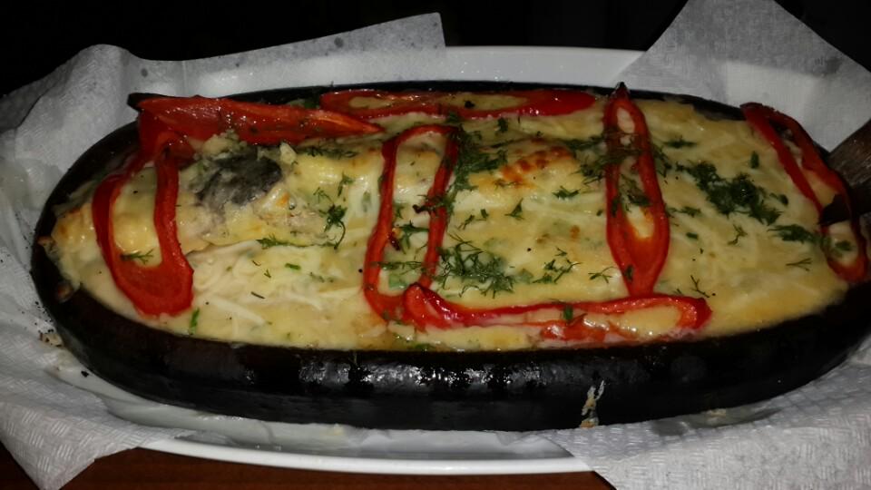 I'm at Dolphin Balık Restaurant in İstanbul w/ <a href="/romanescuu/">Aylin Özcan</a> 4sq.com/1AqFWt7