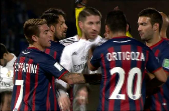 SoyArgen's tweet image. -Que te pasa gordo?
-Vos te comiste la ultima medialuna del hotel, gallego boton.