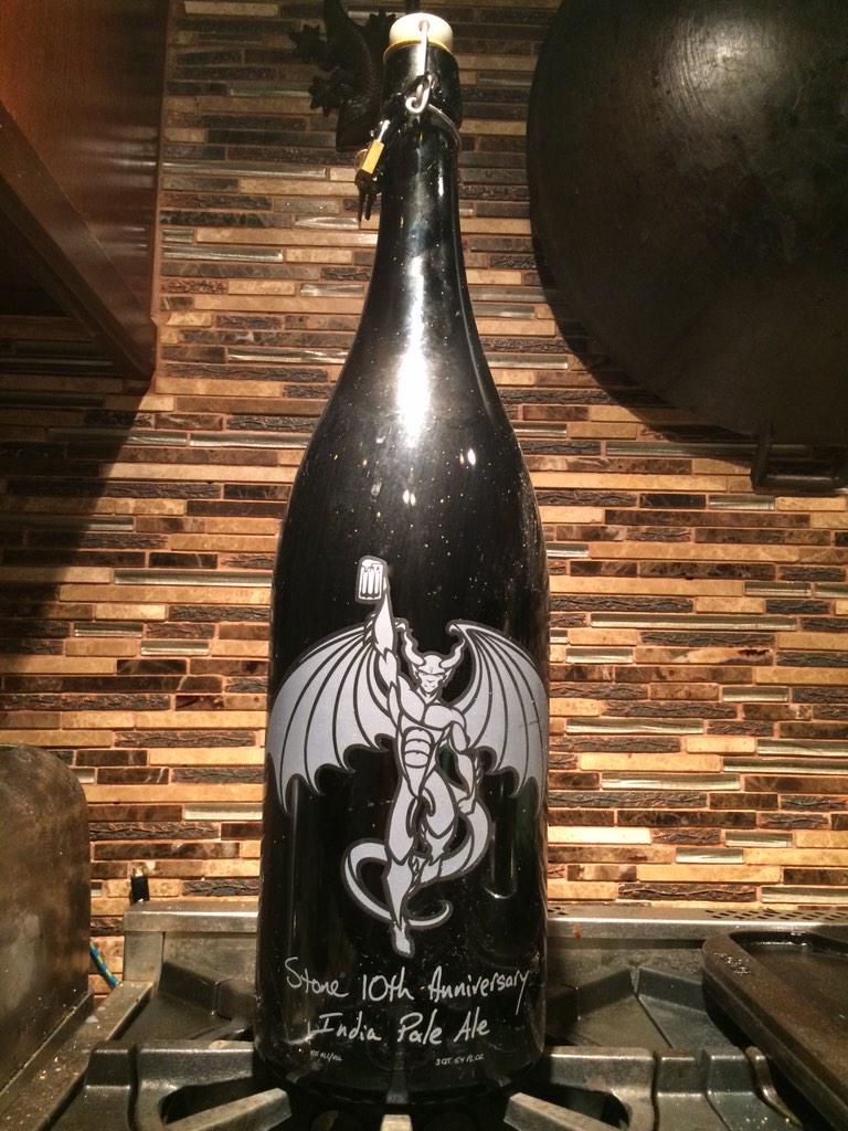 harrisgrill's tweet photo. Breaking out this bad boy tonight.  #Hogmas #hogvent #tenyears http://t.co/9bfggWNk3k