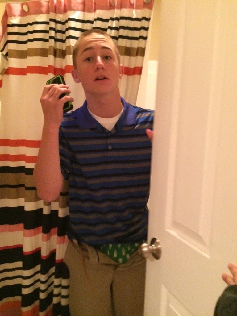 Happy birthday to the young Rickie Fowler. Get crunk. 