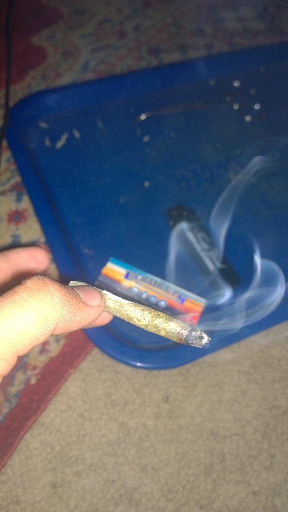 drizzache666's tweet image. #elementsrollingpapers