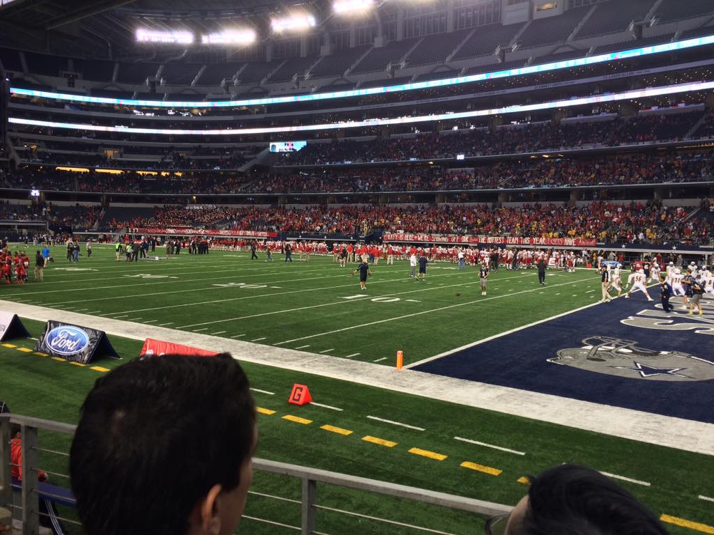 angel_cont94's tweet photo. My seat for tonight's game🏈 @kaelenherrod #AllenvsCyRanch #allenfootball http://t.co/CCWgQDO08t