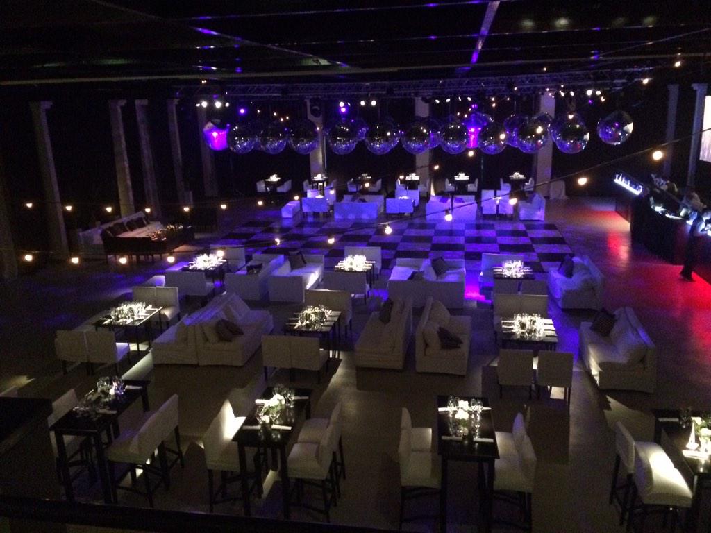 Hoy en <a href="/PuertoSalguero/">Puerto Salguero</a> con <a href="/SarapuraDJS/">@sarapura</a> <a href="/PedroSarapura/">Pedro Sarapura</a> ¡Ya estamos viviendo un fieston! #NONIFEST