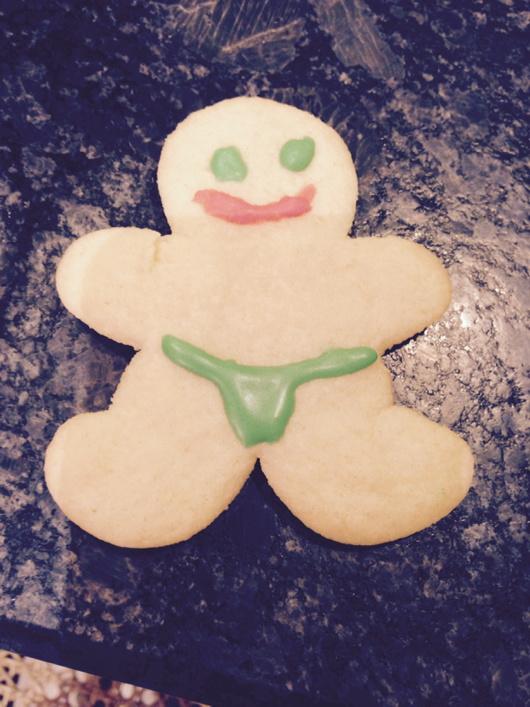 jeywillis's tweet photo. Christmas cookies made by the Willis family...Matthew's guy is wearing a thong!!! HO HO HO!!! http://t.co/JiOlHqnHW0