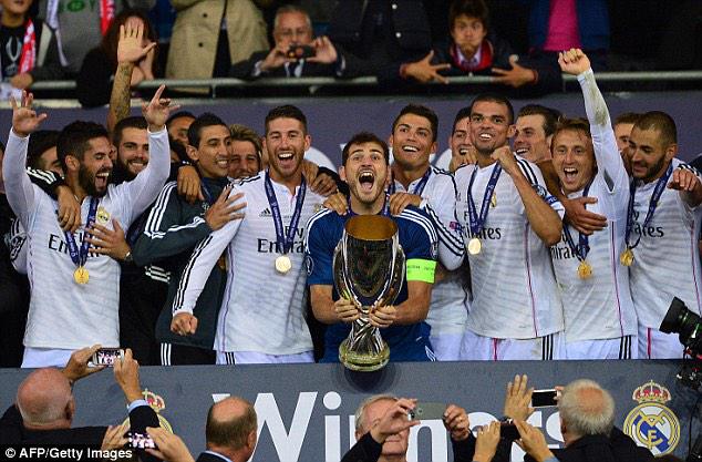 BlancoStats's tweet photo. 2014 will never be forgotten. Full of memories and we can't thank Ancelotti and the team enough! BEST YEAR EVER! http://t.co/gAN0j1InNh