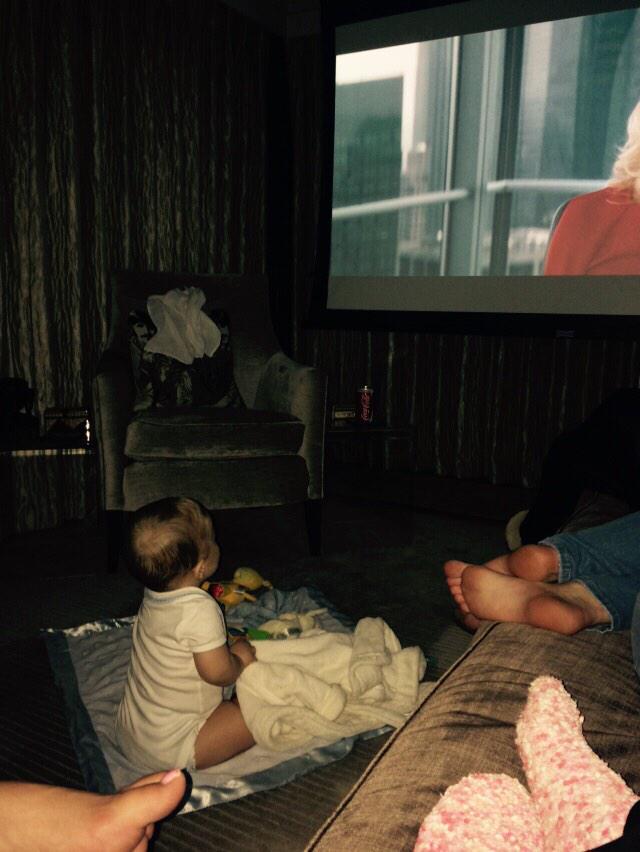 Stephyyyx's tweet photo. Ted loving a girls night in @lorenmmurphyx http://t.co/lGGn8bNdZG
