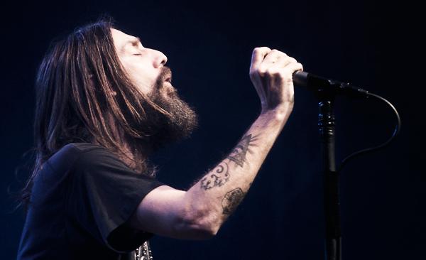 Happy birthday Chris Robinson (48) from The Black Crowes and Peter Criss (69) from Kiss. 