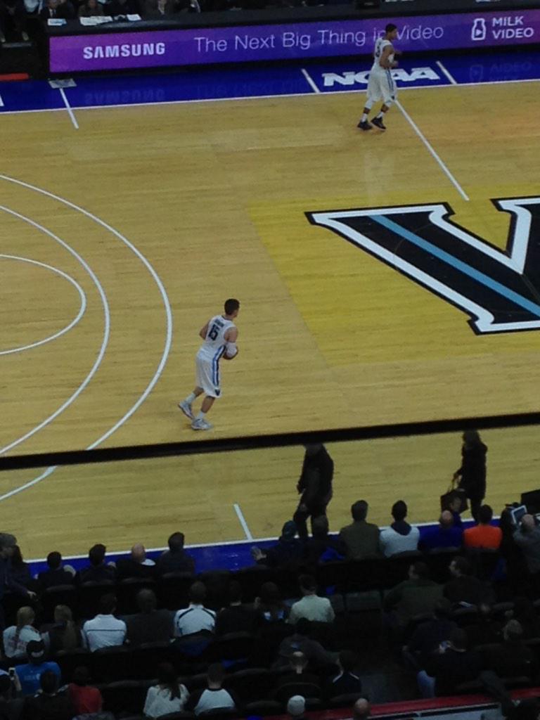 mam2mac's tweet photo. @RyArch15 get win love you!!! #CusevsNova http://t.co/AR9XHlfU5n