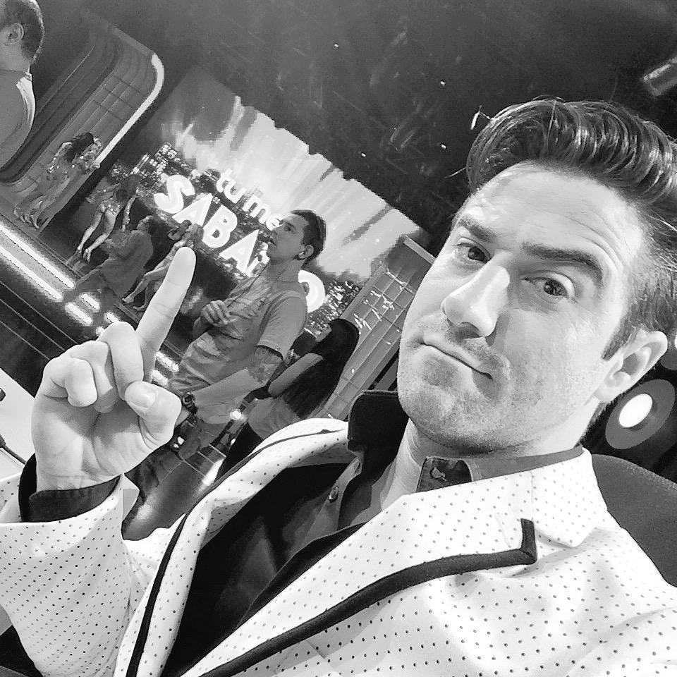MarianoChiesa's tweet photo. SEMIFINAL DE @dosalexito x @canal9oficial @TuMejorSabado ahora canal 9 @elchatoprada @prensaideas RT @zairana http://t.co/VCkVy110kZ