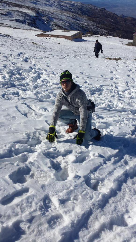 diegopipio's tweet photo. En la nieveeeee http://t.co/meR2iIAQPG