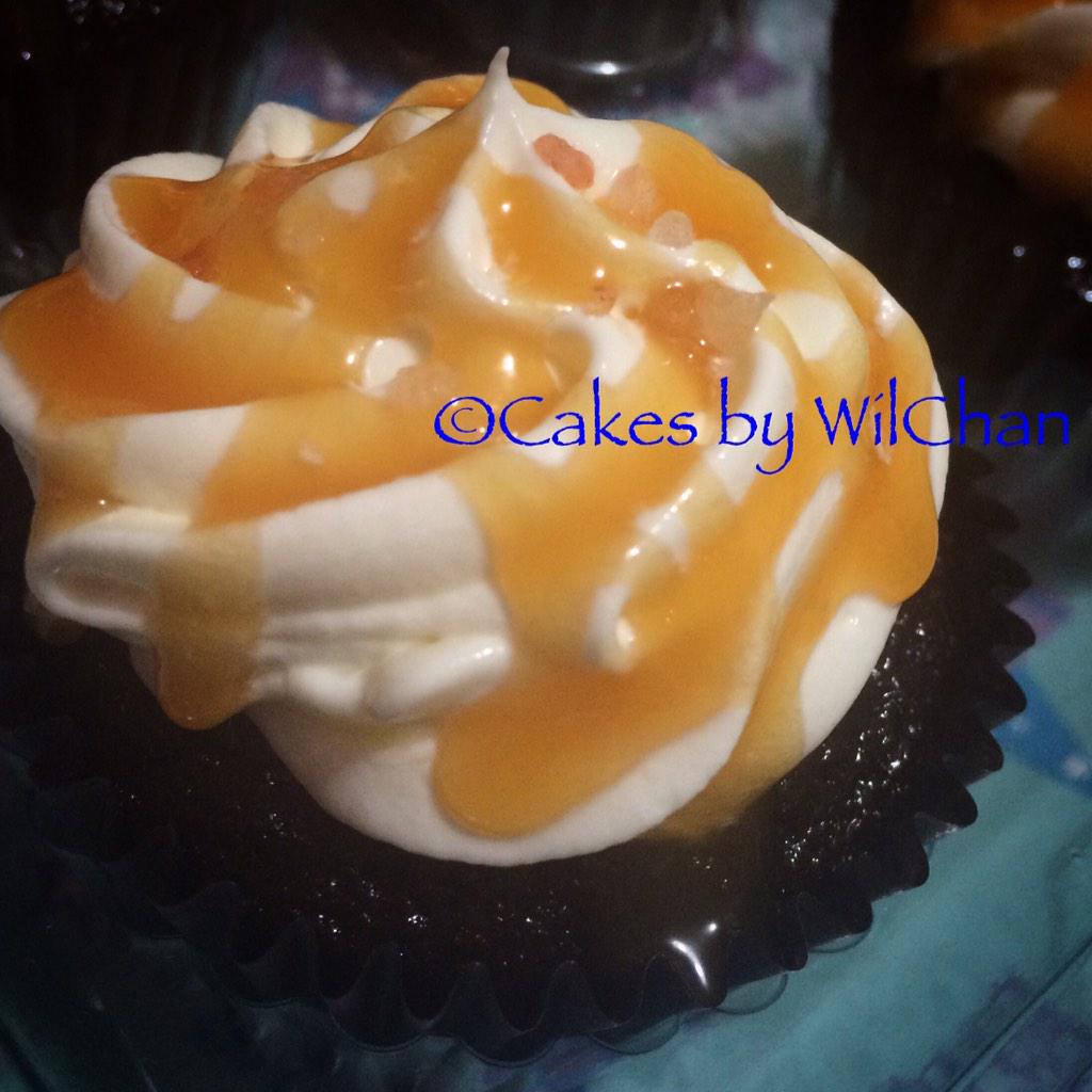 5 days til Christmas! Salted Caramel Mocha cupcake