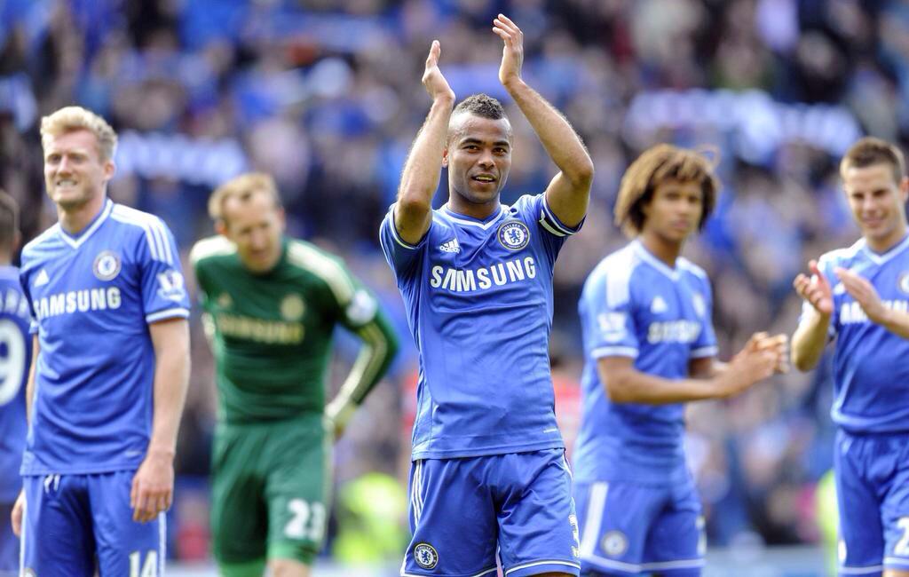 A late Happy 34th Birthday to the greatest Left Back that has ever graced the Premier League...

Ashley Cole.. 