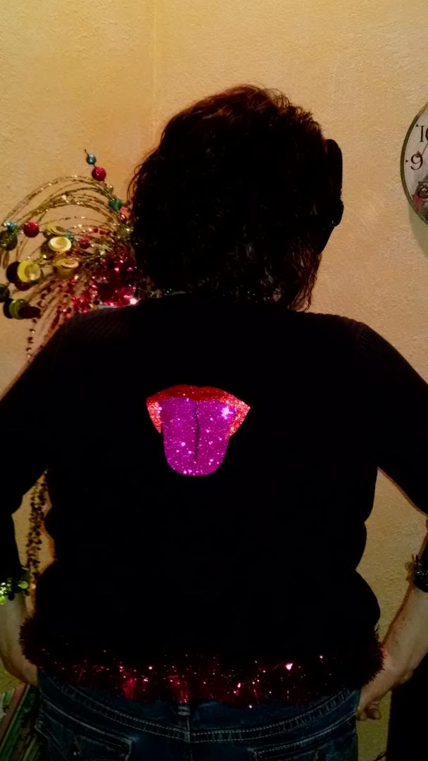BobbiVerran's tweet photo. @mustangsallyfun Don't let ANYBODY or ANYTHING "WRECK" your Christmas!! #MSBLive #uglychristmassweatercontest http://t.co/pnuWB1kKeo