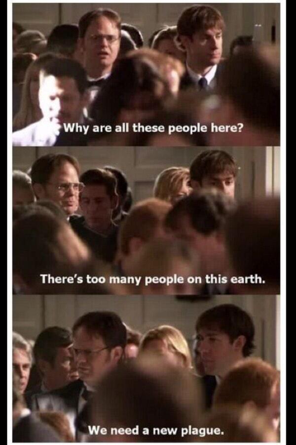 officiallygibby's tweet image. “@ashhnnn: at the mall during holiday season like http://t.co/wf1t0kFiST” @_StephanieMills @rkrieger8792 #mallprobz