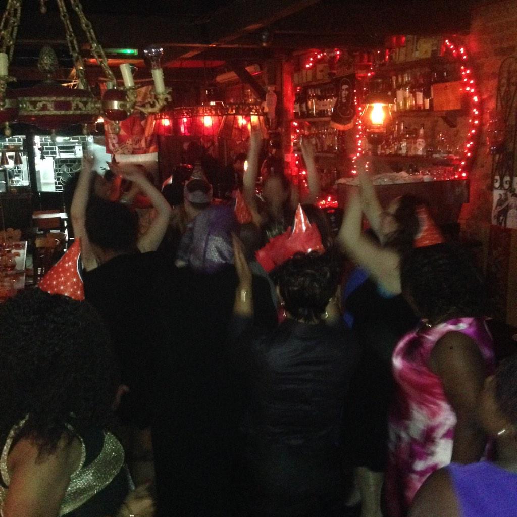 It is all happening now at Escudo,the fance floor mood