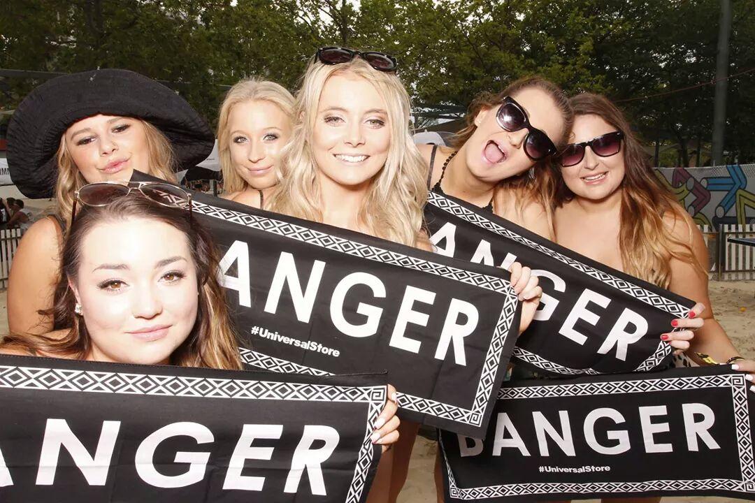 PPB_photobooth's tweet photo. #stereosonic fun photo booth just a sample of the 100 pics taken #love #2015 http://t.co/5nJXEITl47