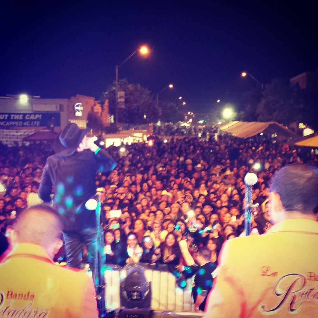 smtntamalefest's tweet photo. Gracias! @eldasa en Festival del Tamal en Somerton.  #STF2014 http://t.co/YcqIQU02kV