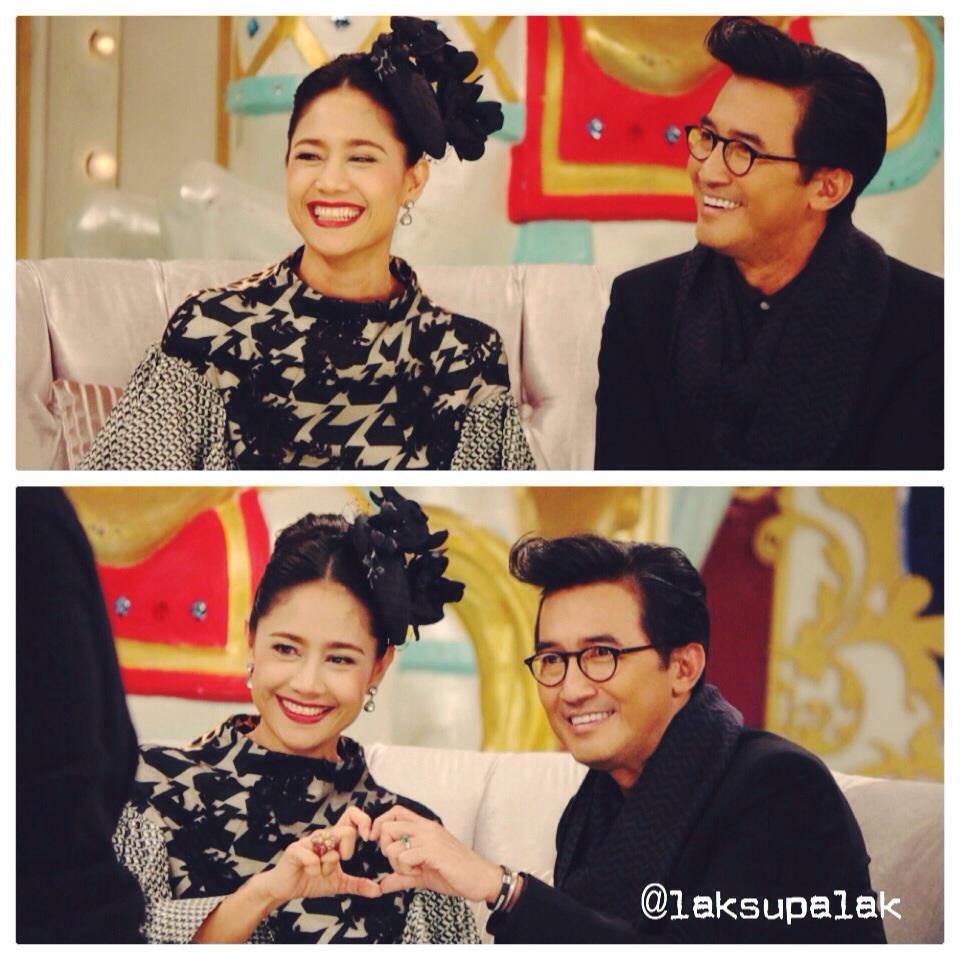 laksupalak's tweet photo. วันนี้ บ่ายโมง มา "ภพรัก" กัน
ใน 3 แซ่บ นะคะ 😊 #ภพรัก #noksinjai #nokchatchai #mr_plengpanich #21desember http://t.co/4cD6seEOV7