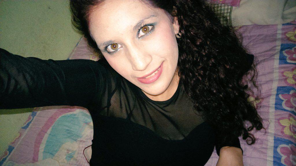 alelopezLM's tweet photo. Que tu me olvidarias con la mano en la cintura... y que pasó?? Jaja #Calelemijo http://t.co/ynnME4HLNu