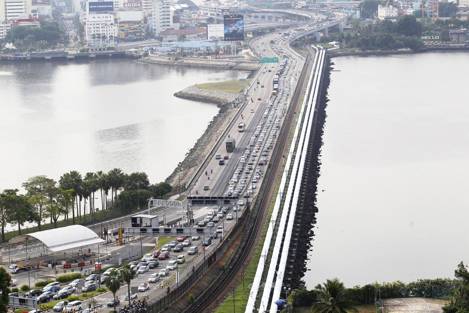 The Johor Baru (Malaysia) - Singapore Border | weehingthong
