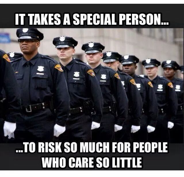 mikandynothem's tweet photo. Despite people who love to demonize our finest, we law abiding citizens appreciate our cops! #NYPDLivesMatter #tcot http://t.co/xS2yopgMKx