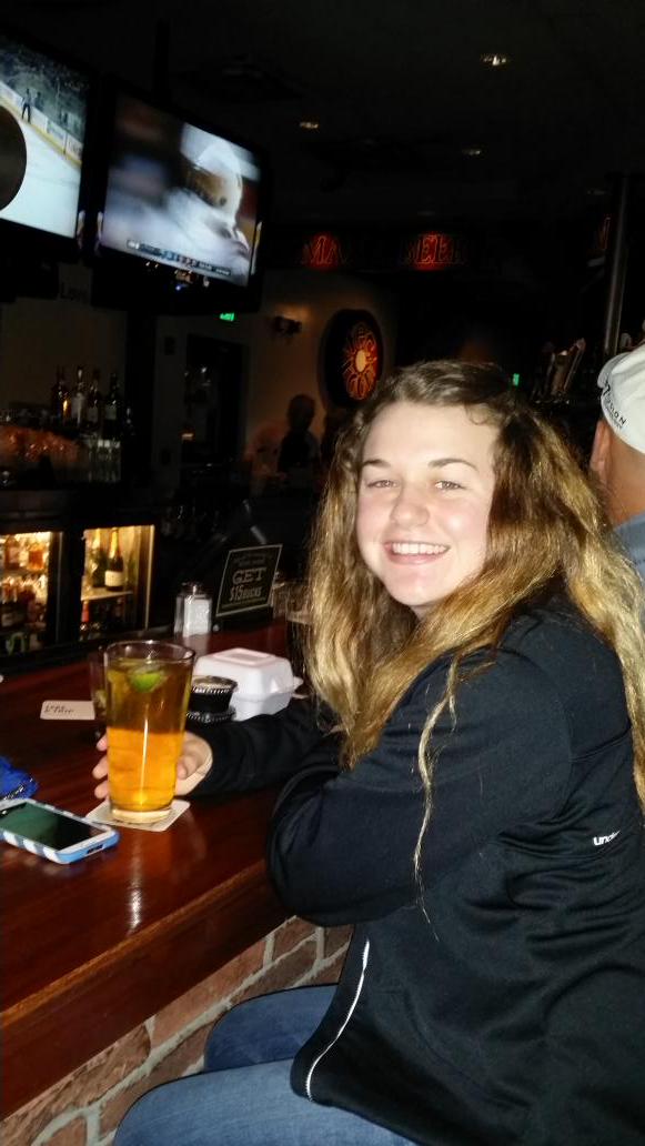 sheilasmith65's tweet photo. Sarah celebrating http://t.co/FDfQSVNfyR