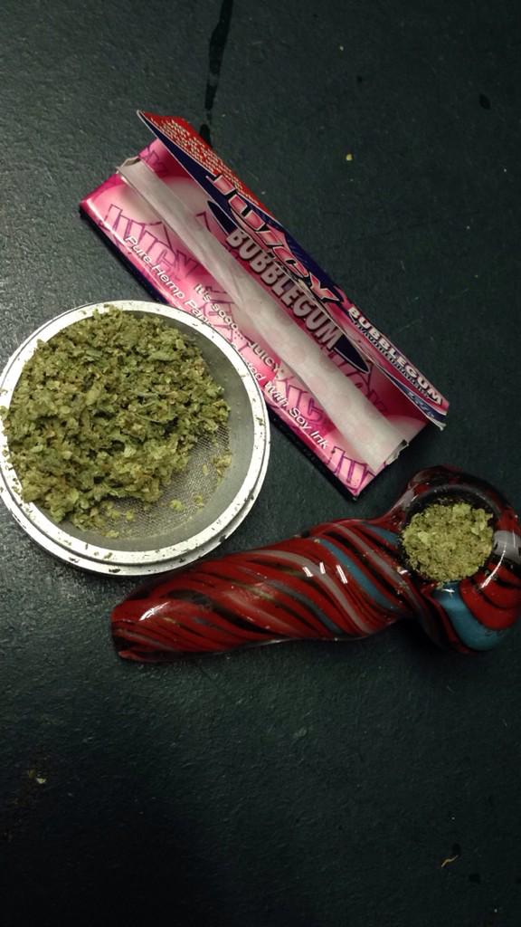 suicidalwhy's tweet image. 😍