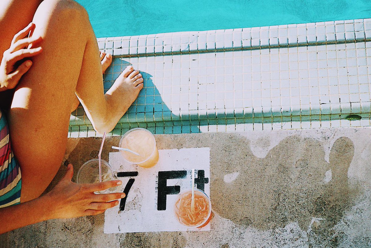 VSCO (@vsco) on Twitter photo Embody the look of mid-century analog film w/ the new Chromatic Collection for #VSCOcam. Image <a href="/jackieleeyoung/">Jackie Lee Young</a> / C6 Embody the look of mid-century analog film w/ the new Chromatic Collection for #VSCOcam. Image <a href="/jackieleeyoung/">Jackie Lee Young</a> / C6