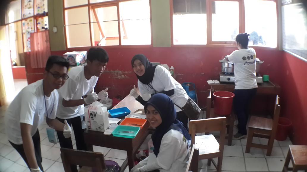 Team sterilisasi!!! Siap 86. #UNJANIMENGABDI14