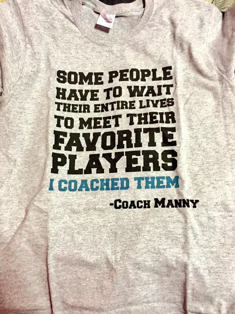 Nani_Flores_23's tweet photo. New favorite shirt #14TR http://t.co/vHOrEDV6Ez