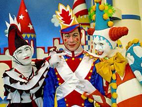 basedjaylin's tweet image. OK BUT DOES ANYONE REMEMBER THIS FUCKING SHOW THAT USED TO COME ON LATE AT NIGHT WHEN WE WERE 5 LOL