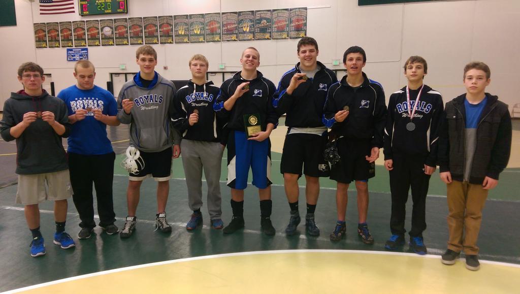 Chisago Lakes place winners. 5 CHAMPS, 1 runner up, 3 fifth place winners. Keep pushing each other

#Team #RoyalPride
