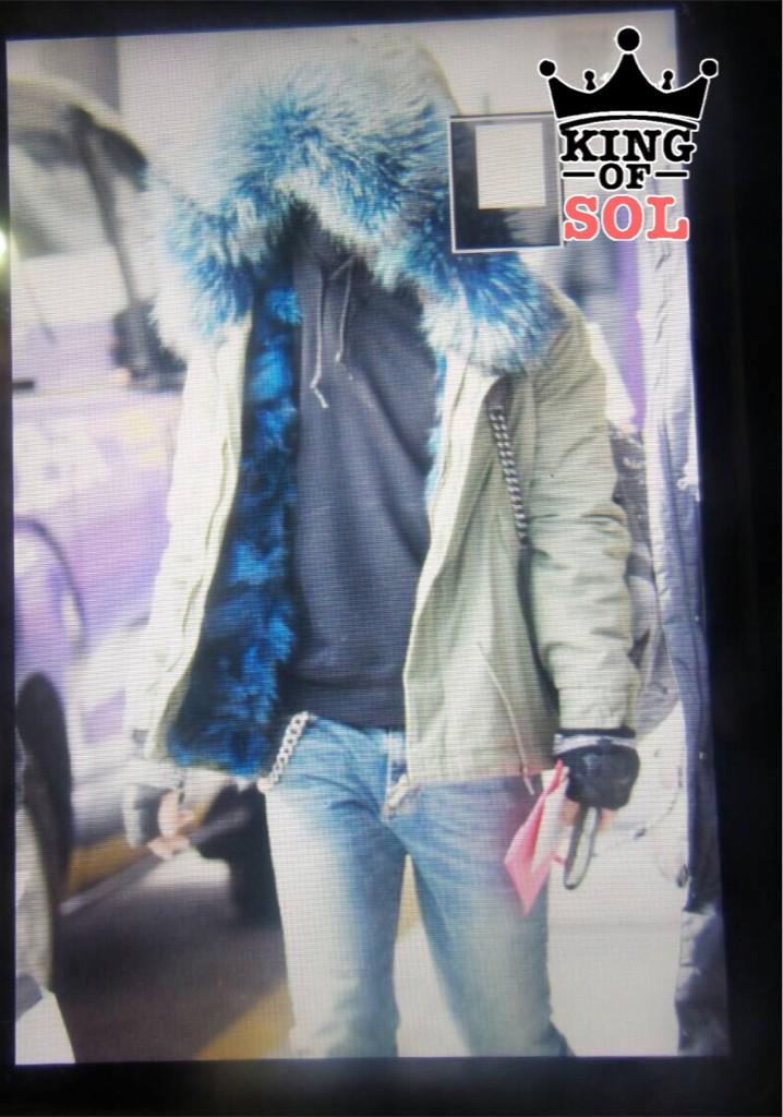 KINGOF_SOL's tweet photo. [preview]#SOL
141221

昨日の札幌公演お疲れ様でした。

これからSBSです
疲れてるようですが
頑張ってください... http://t.co/mmVXGTg2bN