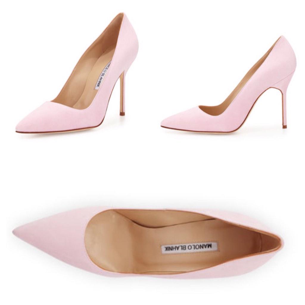 Tymethe1nfamous's tweet photo. My shoe pick of the month. Manolo BB 105mm in Light Pink Suede 👠 Delicate,  comfortable &amp; undeniably pastel 😍 http://t.co/26kRn6U9qb