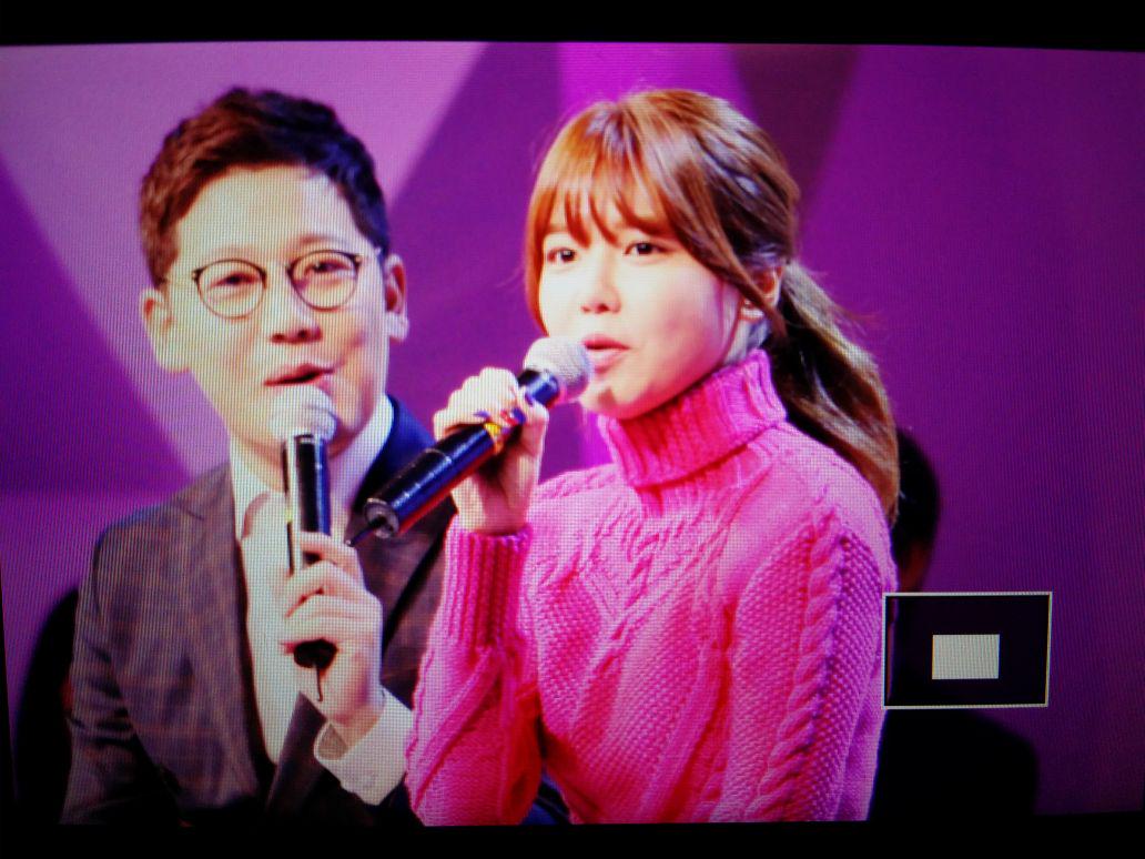 [PIC][21-12-2014]SooYoung xuất hiện tại "2014 SBS Award Festival (SAF) Hanbam Stage Greeting" vào chiều nay - Page 2 B5WlKX9CQAA1Jo8