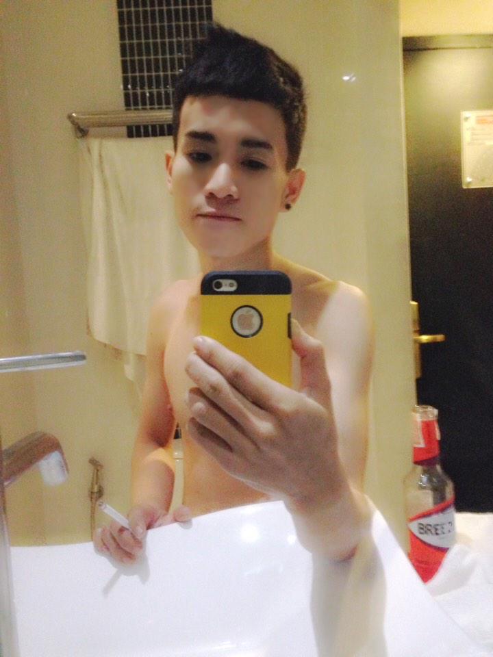 flukekrup's tweet photo. อาบน้ำกัน http://t.co/dR42xugeTQ