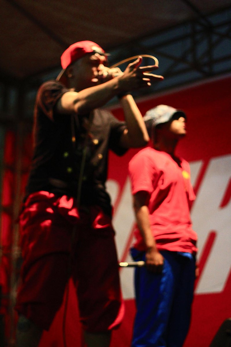 west_wew's tweet photo. @RVMIT rock the stage last nigght @urbanoindonesia #urbanofest #hiphop #latepost http://t.co/VXlWh5whVl