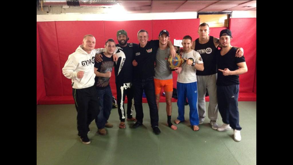 ThePowerweasel's tweet photo. Team work make the dream work@Pritchardmma @Philharrismma @lil_ninja01 @MokR01 @BrianGym01 @OllyD142 @ahook_andy http://t.co/qG4g1zQrZf