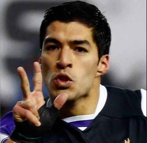 Hoy toca apoyar al liverpool #YNWA  <a href="/estoesanfield/">Esto es Anfield</a> <a href="/LFCEspanol/">LFC Español</a>