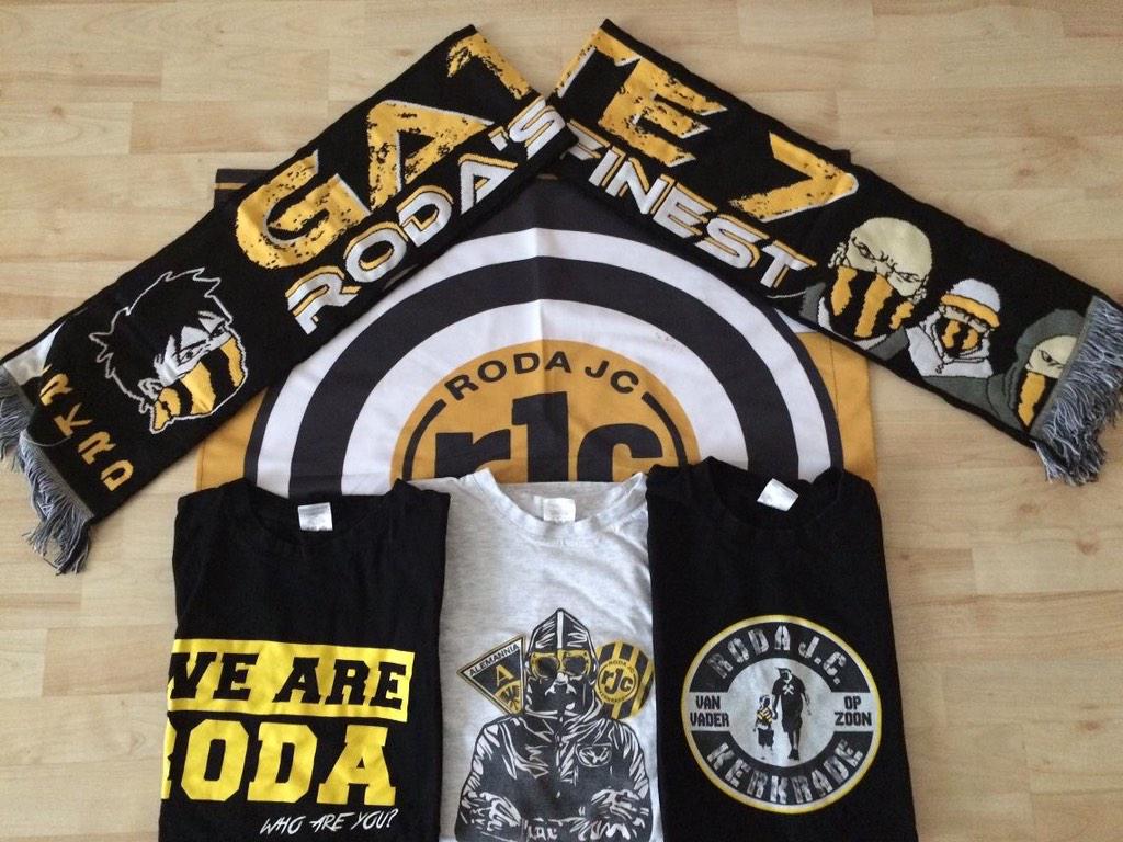 UltrasKerkrade's tweet photo. Vandaag ook weer merchandise verkoop op het pleintje bij ingang 7 http://t.co/DgBi9X5U86
