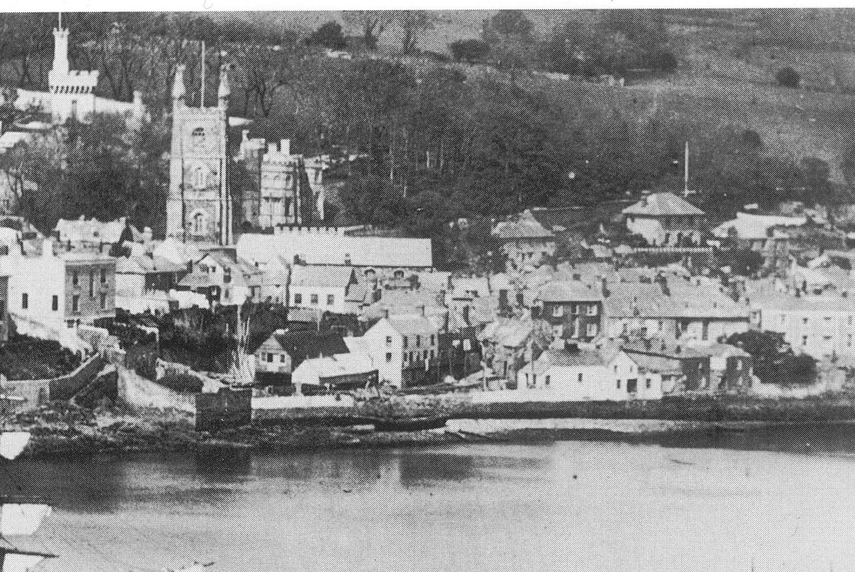 boatbuilder9's tweet image. todays pic, Whitford Yard Fowey, before the Royal Fowey Yacht Club was built, (1898)
